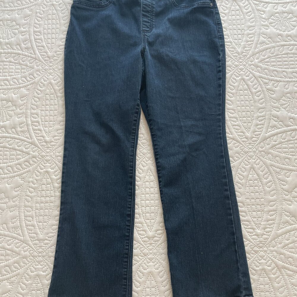 Kim. Rogers Jean 12P - Picture 5 of 11
